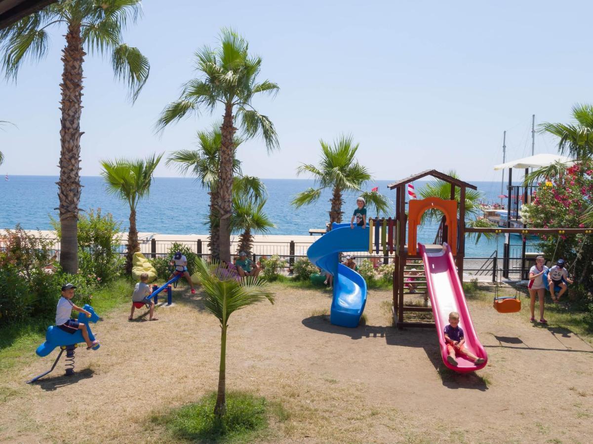 Club Akman Beach Çamyuva Esterno foto