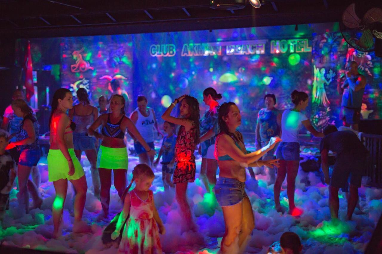 Club Akman Beach Çamyuva Esterno foto