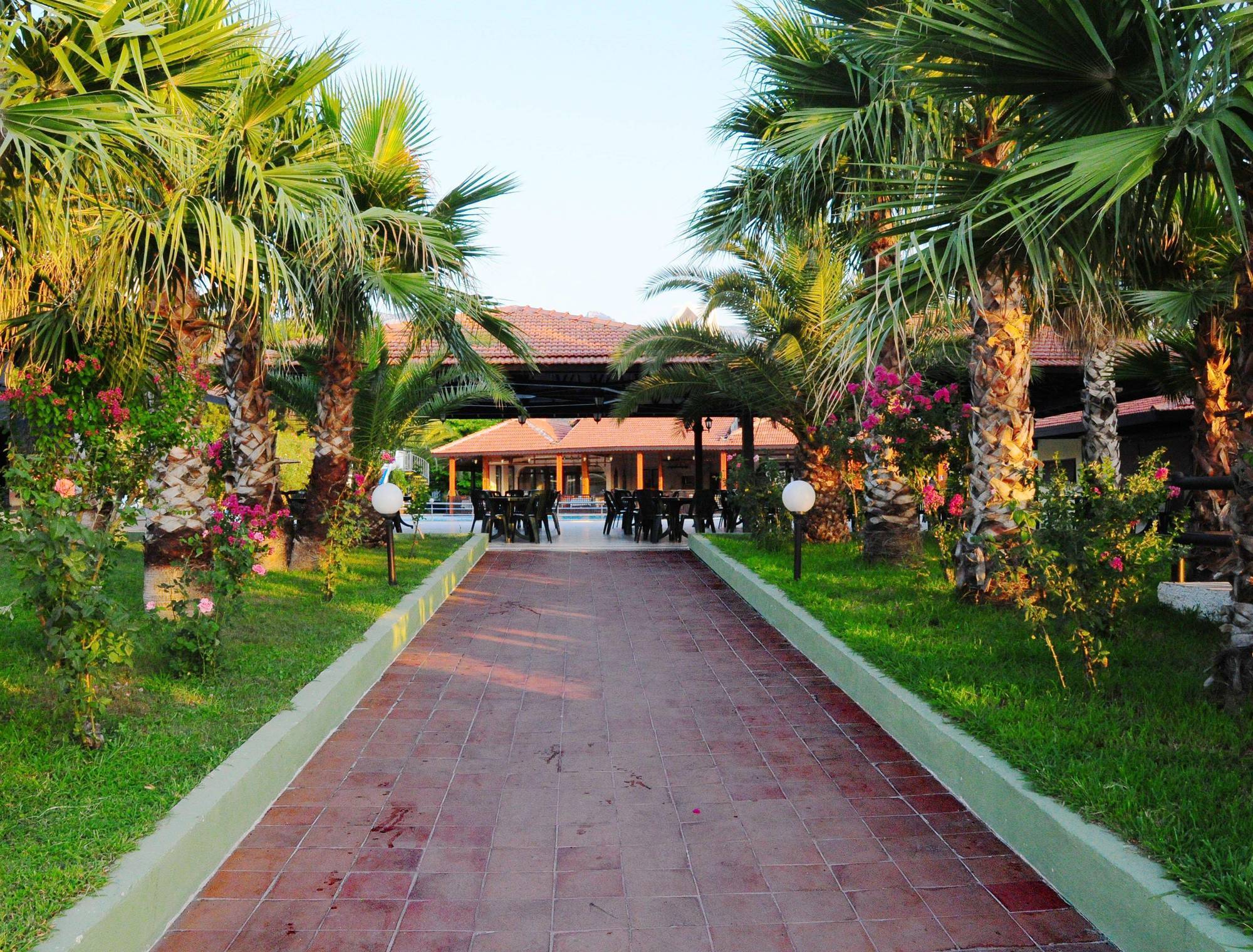 Club Akman Beach Çamyuva Esterno foto