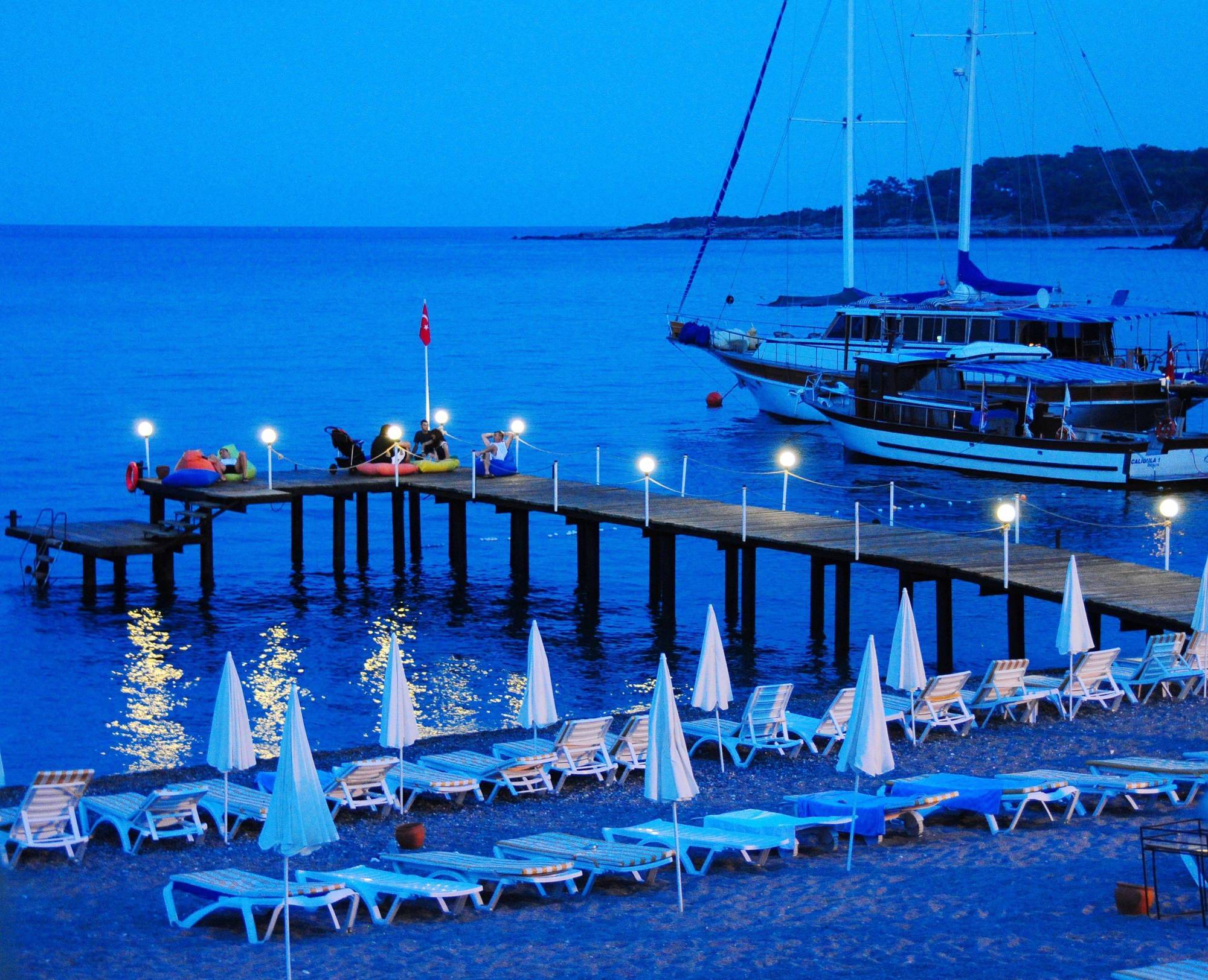 Club Akman Beach Çamyuva Esterno foto
